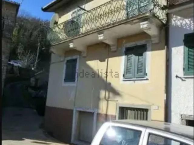 Casa in vendita a Riccò Del Golfo, Liguria