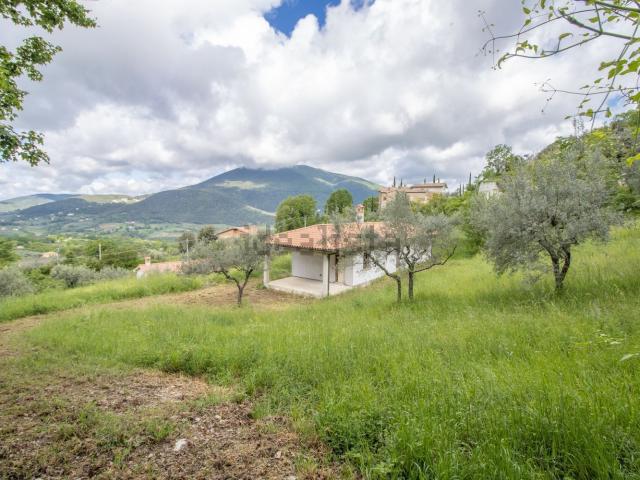 Casa in vendita a Montasola, Lazio