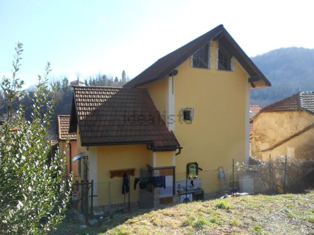 Casa in vendita a Gallaneto, Campomorone