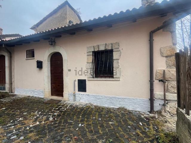 Casa in vendita a Rocca Di Mezzo, Abruzzo