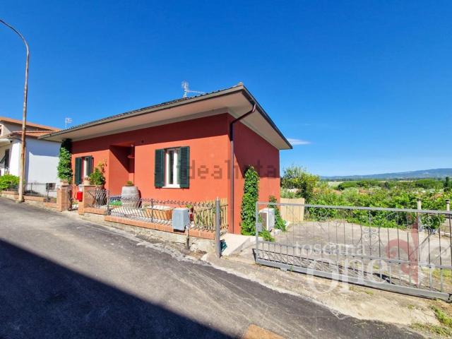 Casa in vendita a Roccastrada, Toscana
