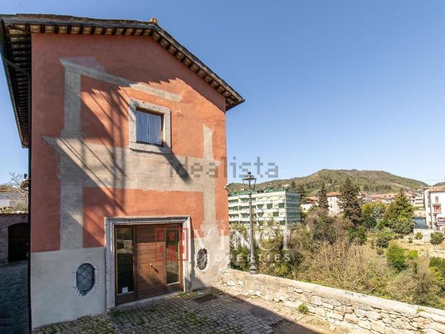 Casa in vendita a Santa Maria Intervineas, Marche