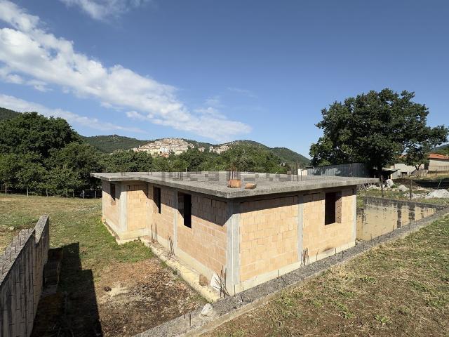 Casa in vendita a Bassiano, Lazio