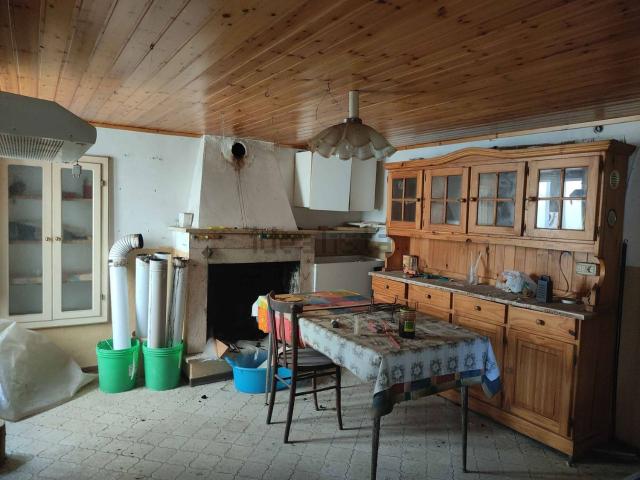 Casa in vendita a Marche, Ascoli Piceno