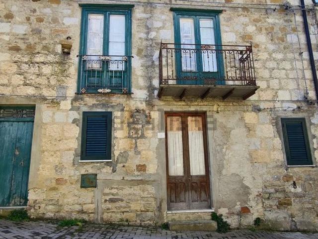 Casa in vendita a Bompietro, Sicilia