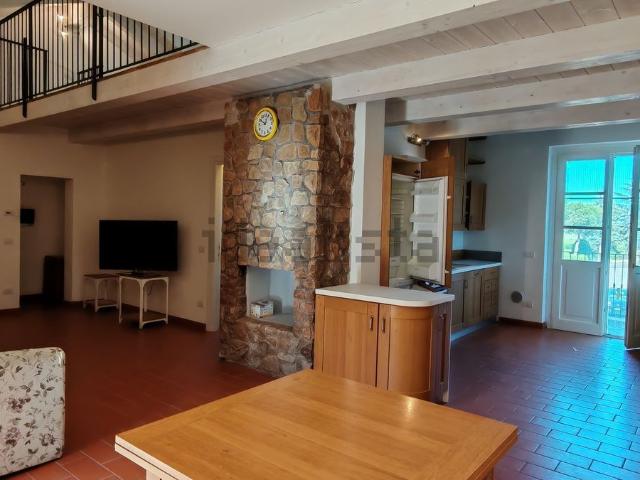 Casa in vendita a Ziano Piacentino, Reggio Emilia