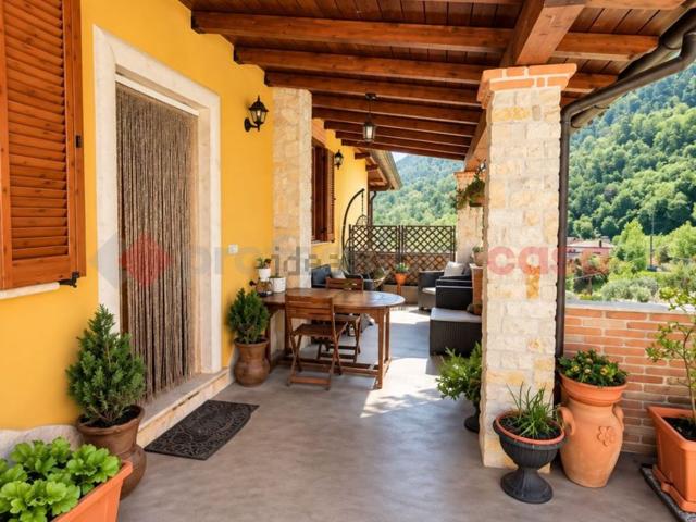 Casa in vendita a Monte San Marino, Alatri