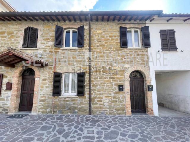 Casa in vendita a Gubbio, Umbria