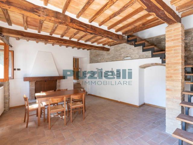 Casa in vendita a Marche, Macerata
