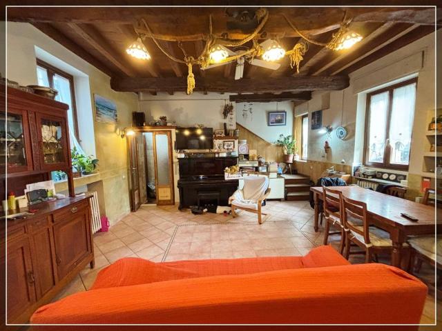 Casa in vendita a Ospiate, Bollate