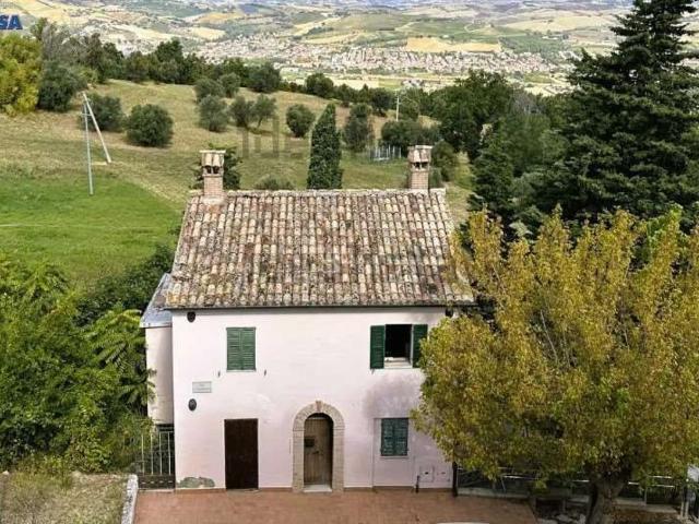 Casa in vendita a Marche, Ancona