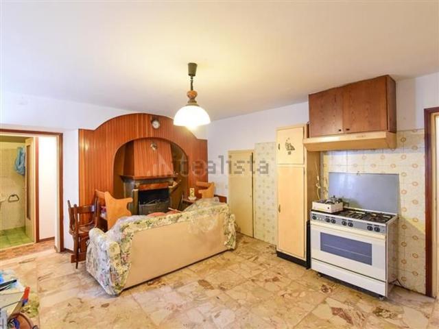 Casa in vendita a Moltrasio, Lombardia