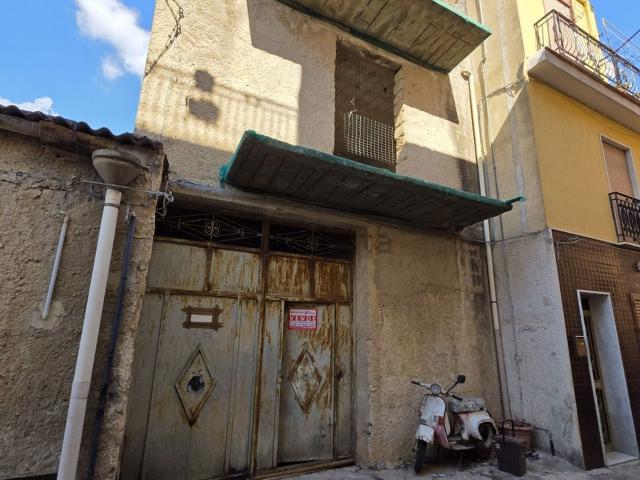 Casa in vendita a Quartiere San Niccolò, Castelvetrano