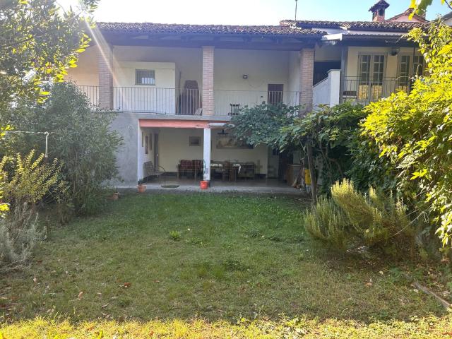 Casa in vendita a Castagnole delle Lanze, Piemonte