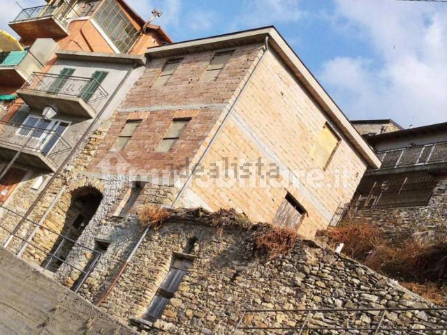 Casa in vendita a Molini Di Triora, Liguria