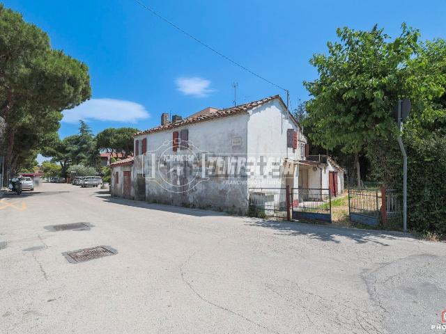 Casa in vendita a Cattolica, Reggio Emilia