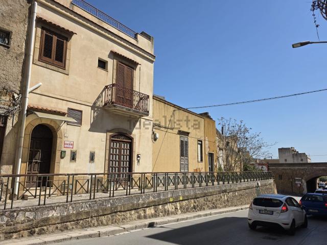 Casa in vendita a Quartiere Sant'Antonino, Castelvetrano