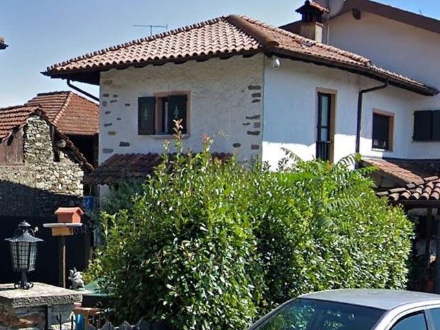 Casa in vendita a Brisino, Piemonte