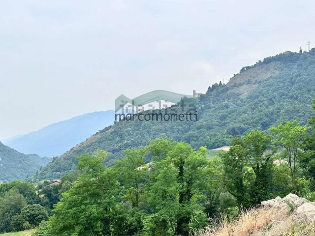 Casa in vendita a Vittorio Veneto, Veneto