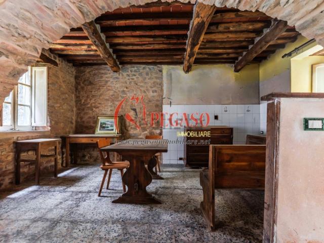 Casa in vendita a Villa Basilica, Toscana