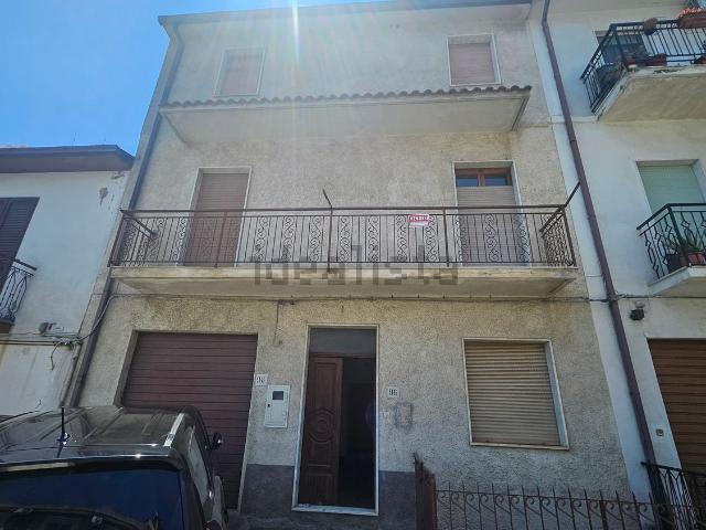 Casa in vendita a Calabria, Catanzaro