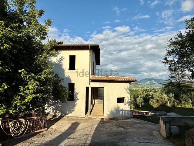 Casa in vendita a Valle Mazzone, Roma Capitale
