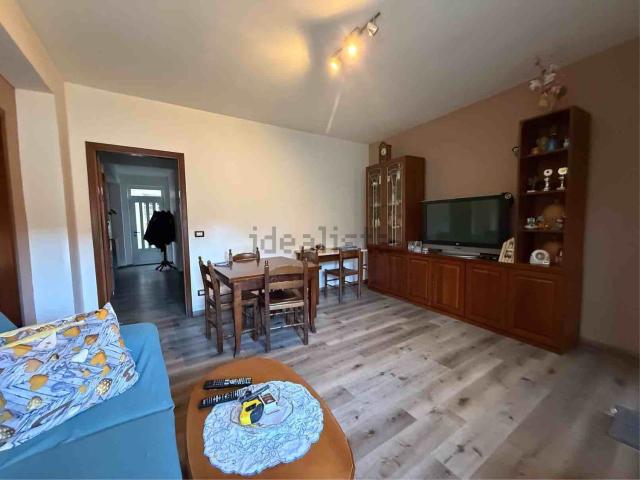 Casa in vendita a Montella, Campania