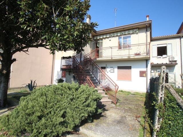 Casa in vendita a Taglio Di Po, Veneto