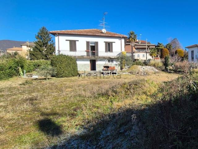 Casa in vendita a Comunità Montana del Piambello, Clivio