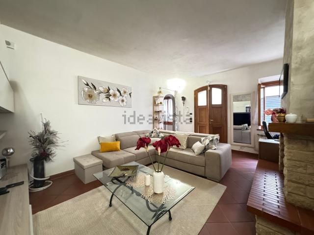 Casa in vendita a San Colombano, Scandicci