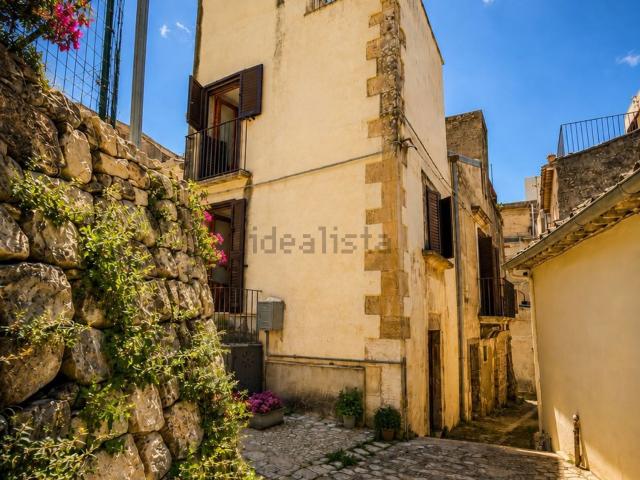 Casa in vendita a Balata, Cava D'aliga