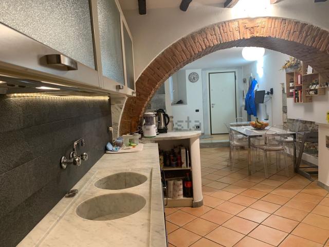 Casa in vendita a Fabbrica, Carrara