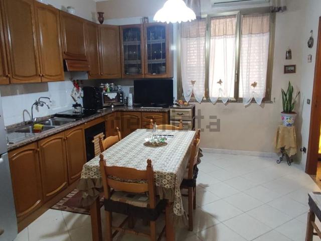 Casa in vendita a Campofelice Di Roccella, Sicilia
