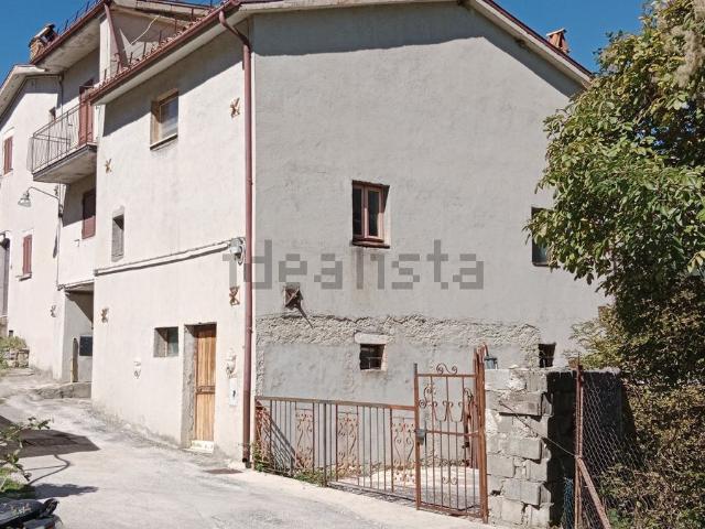 Casa in vendita a Barrea, Abruzzo