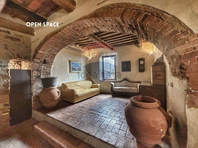 Casa in vendita a Roccastrada, Toscana