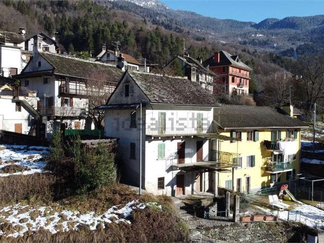 Casa in vendita a Bertonio, Varzo