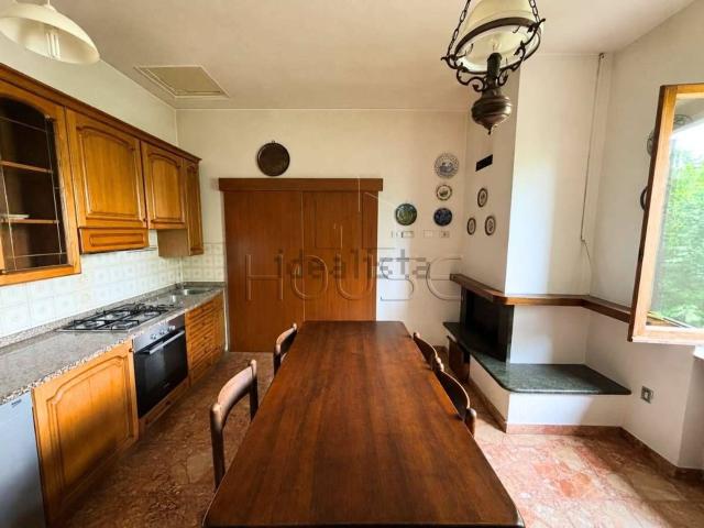 Casa in vendita a Sansepolcro, Toscana