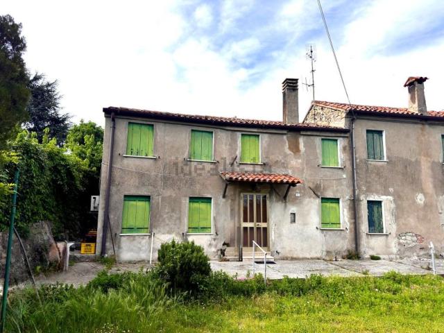 Casa in vendita a Baone, Veneto