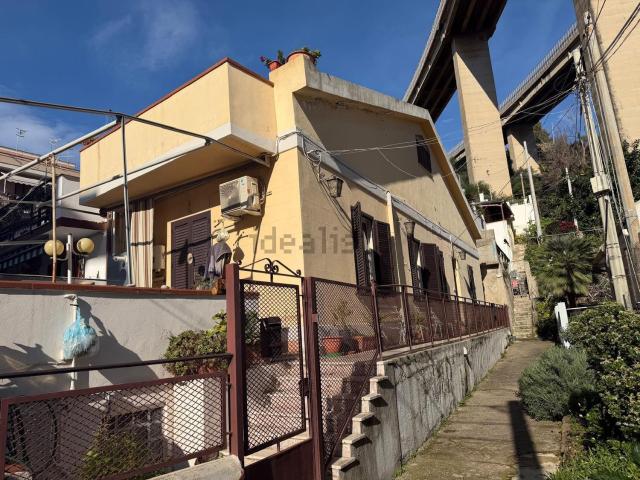 Casa in vendita a V Circoscrizione, Messina