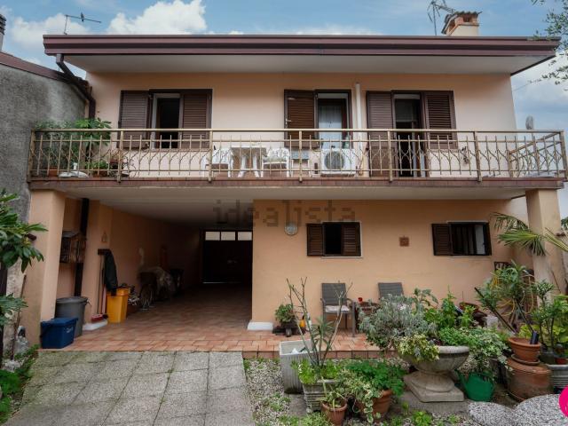 Casa in vendita a Romans di Sotto, Cordenons