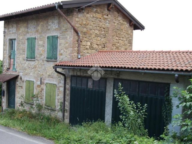Casa in vendita a Appennino Reggiano, Re