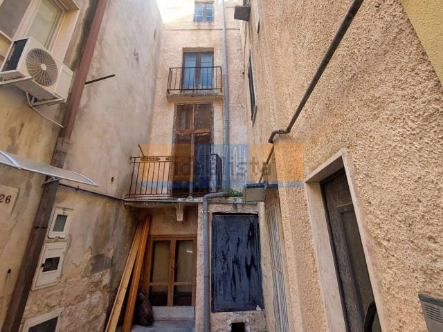 Casa in vendita a Puglia, Bari