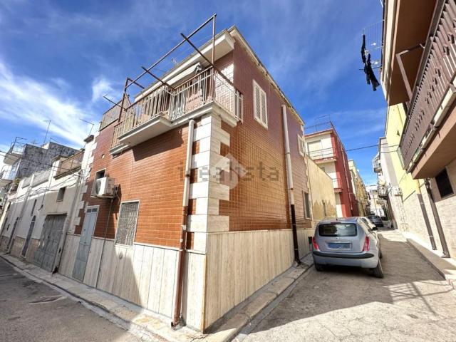 Casa in vendita a Puglia, Barletta-andria-trani