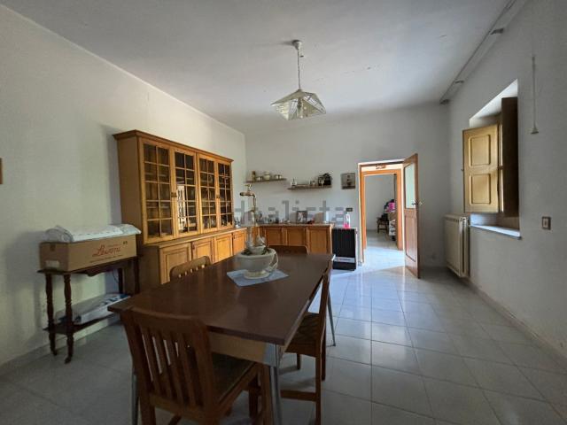 Casa in vendita a Rivello, Potenza