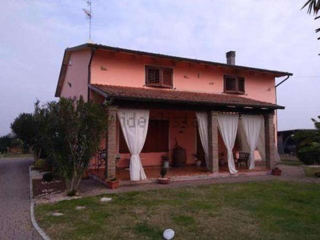 Casa in vendita a Unione dei comuni della Bassa Romagna, Conselice