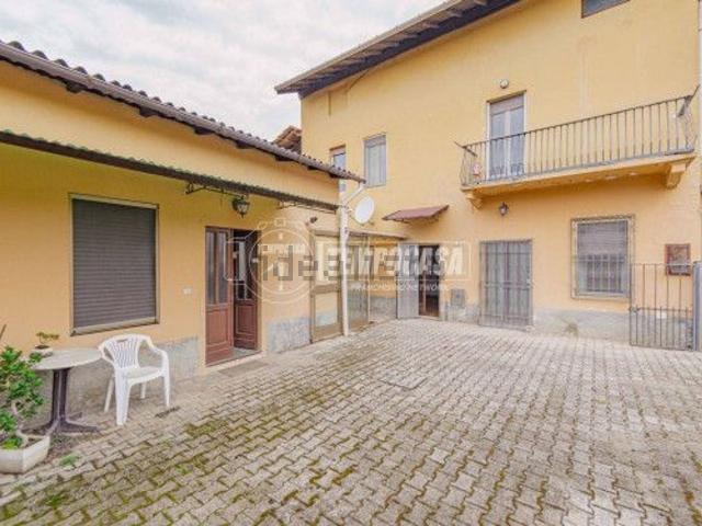 Casa in vendita a Cassolnovo, Pavia