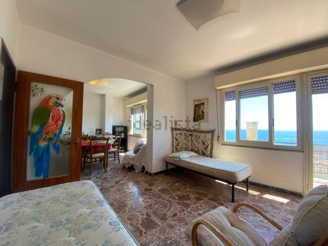 Casa in vendita a Letojanni, Messina