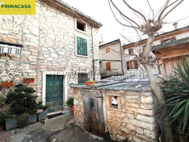 Casa in vendita a Monte, Sant'ambrogio Di