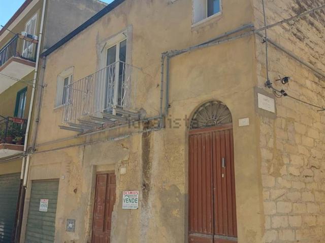 Casa in vendita a Naro, Sicilia