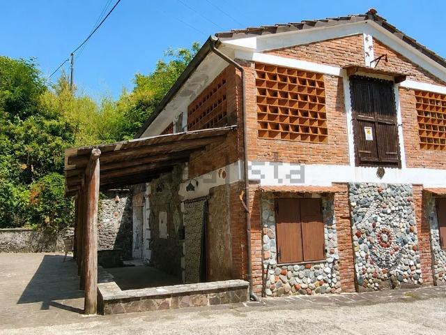 Casa in vendita a Unione dei comuni Media Valle del Serchio, Borgo A Mozzano